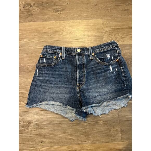 Levi Pants - Levi’s 501 Dark Wash Short